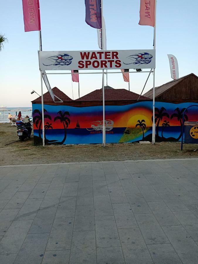 Studio Apartment Near The Beach Larnaka Exterior foto